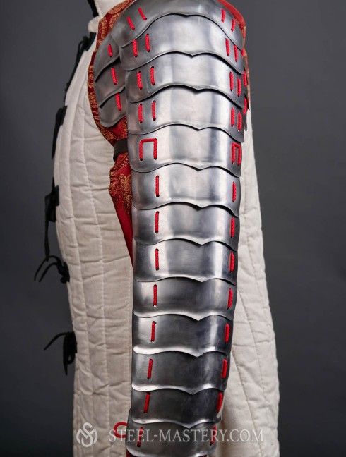 Plate arms of Ming dynasty Plate armor