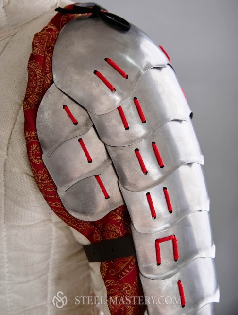 Plate arms of Ming dynasty Plate armor