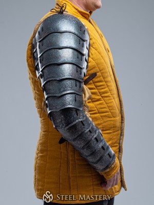 Plate arms of Ming dynasty Plate armor