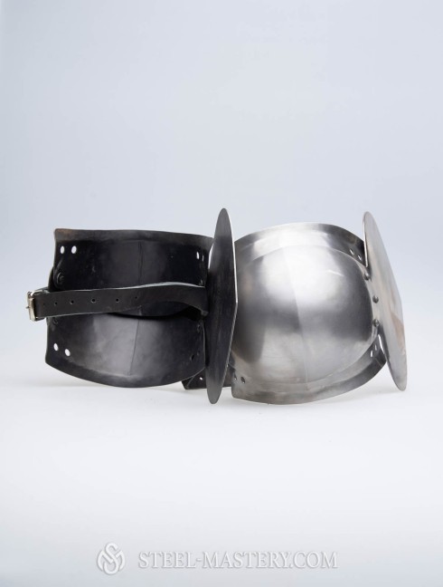 Plate knee caps as a part of brigandine legs protection Ready to ship
