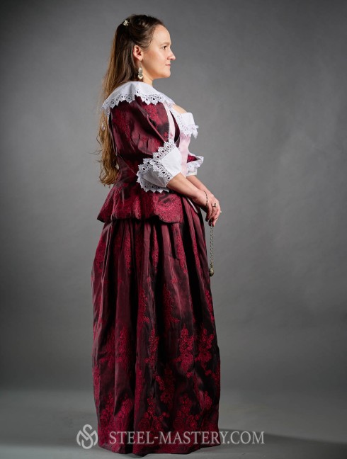 French Dress with Virago Sleeves, early XVIIth century  Old categories