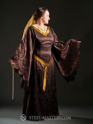 Medieval-inspired Elven Outfit