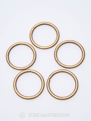 50 steel rings, diameter 3.5 cm (1.38 inches)  Corazza