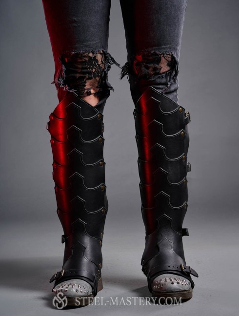 Leather greaves in Dragon style Anciennes catégories