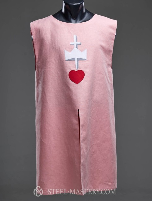 Knight linen tabard  with an crown, creas and red heart.  Old categories