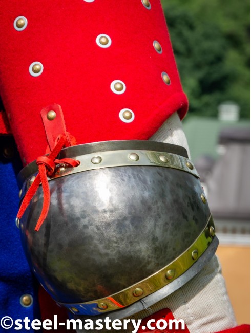 Steel armour set - elbow caps and kneecaps  Neue Kategorien