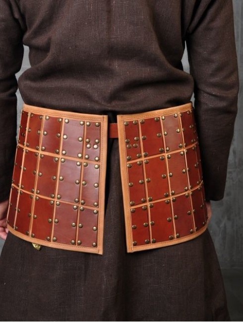 Leather tassets and belt Versandfertig