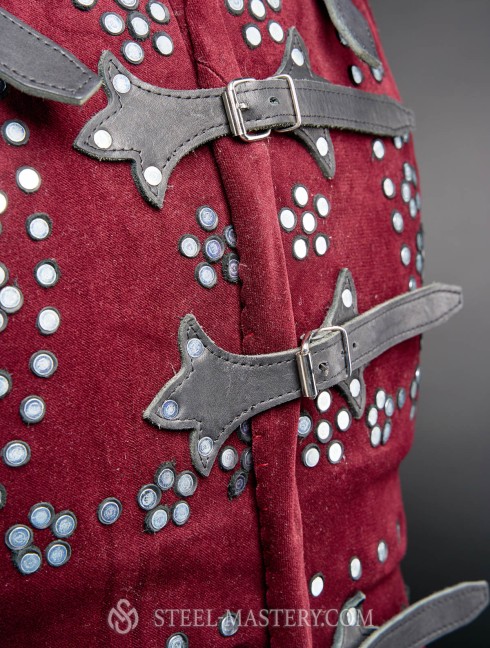 Women’s large-plate brigandine with flowers of rivets Brigantinen