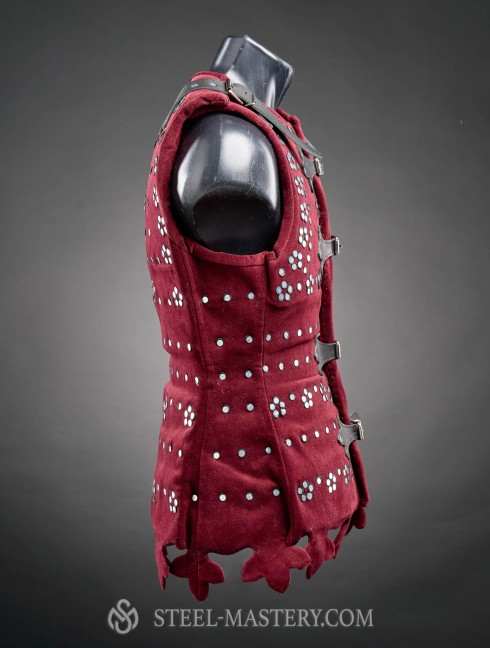 Women’s large-plate brigandine with flowers of rivets Brigantinen
