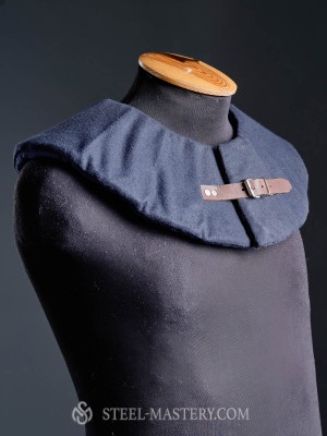 Necklace soft outside with steel inner side