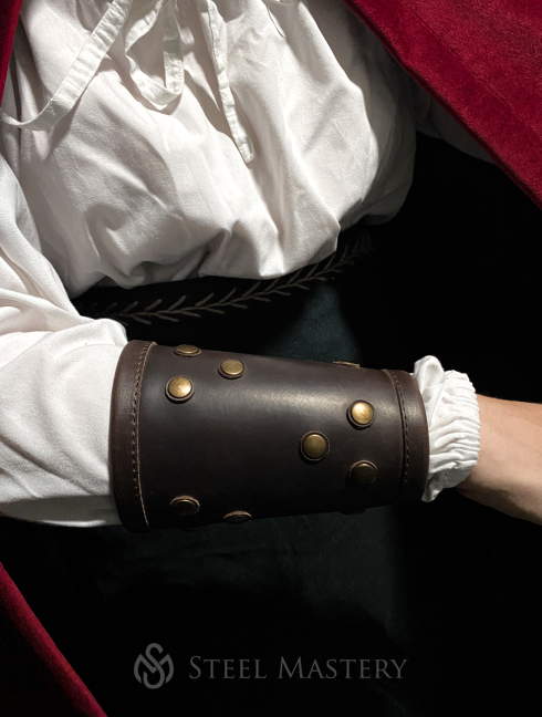 Mastercrafted Legendary Wolven Leather bracers in Witcher 3 style (Wolf School Gear) Alte Kategorien
