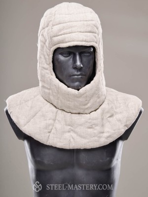 Padded linen cap with  pelerine  Padded liners and caps