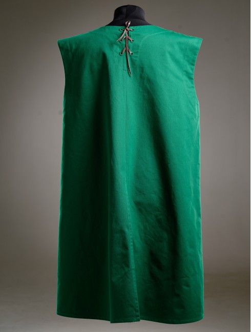Sleevles green tabard with oak tree  Anciennes catégories