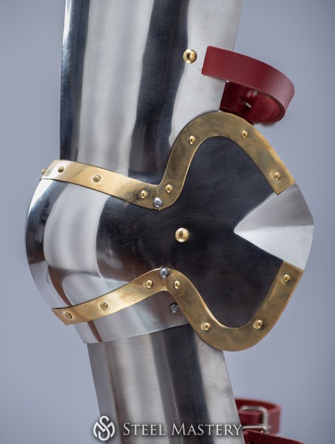 Full plate legs of the XIV-XV centuries, a part of Churburg style armor Corazza