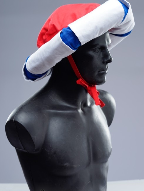 Landsknecht coat with padded brim with cuts  Couvre-chefs