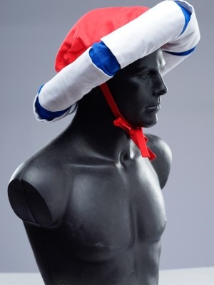 Landsknecht coat with padded brim with cuts  Couvre-chefs