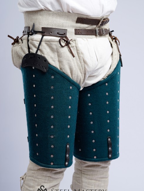 Green woolen thigh protection Vecchie categorie