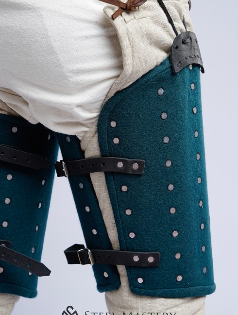 Green woolen thigh protection Vecchie categorie
