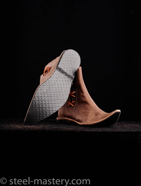 Light brown Poulaines  Prêt à expédier