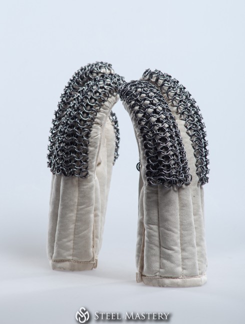 Padded gauntlets with chain mail protection in stock  Old categories