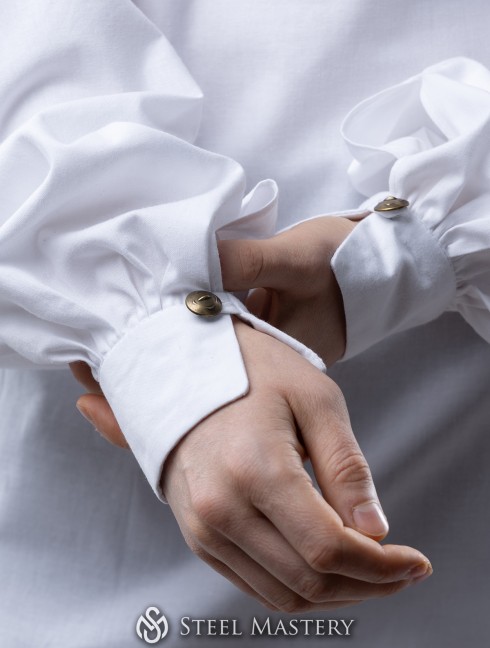 Linen shirt with bishop sleeves Camisas, túnicas y cotas