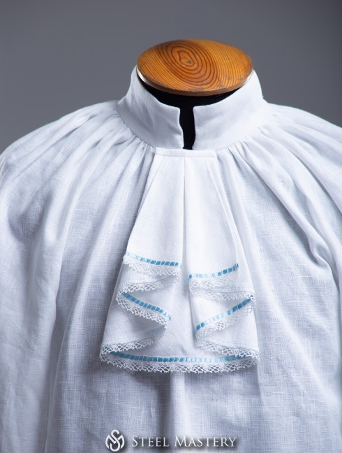 Elegant Cotton shirt 17th-18th centuries Chemises, tuniques, cottes