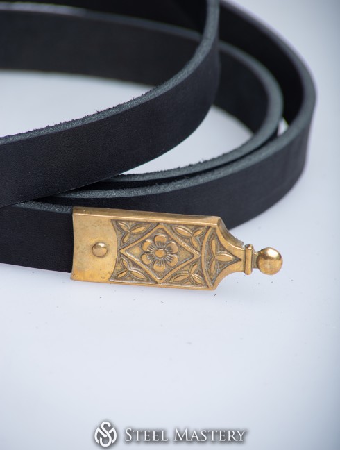 Medieval belt, England,14-15 cent, black Belts