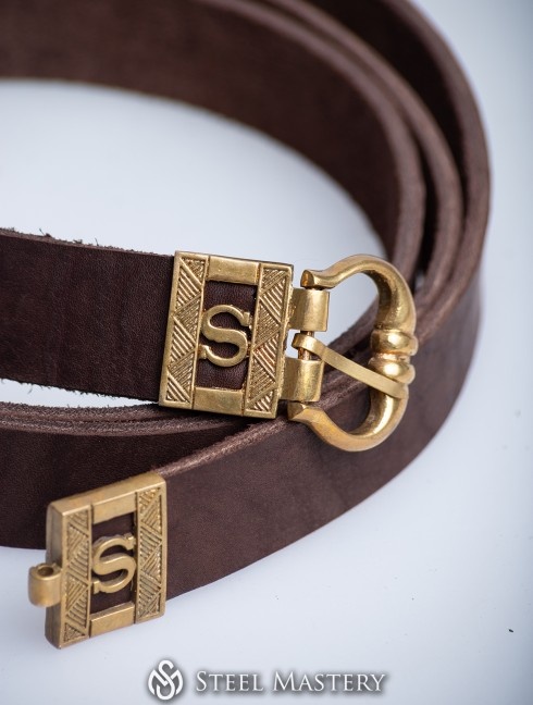 "S" Medieval belt, brown Cintos