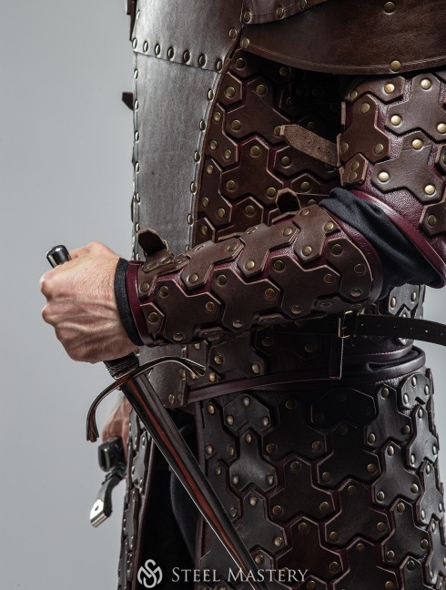 Star fantasy leather bracers  Alte Kategorien