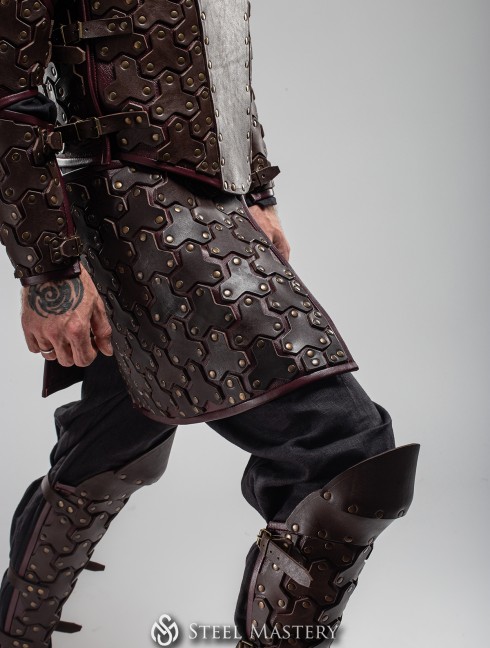 Star fantasy leather greaves with knee protection  Anciennes catégories