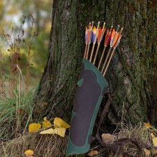 Archery quiver with green decorations image-1