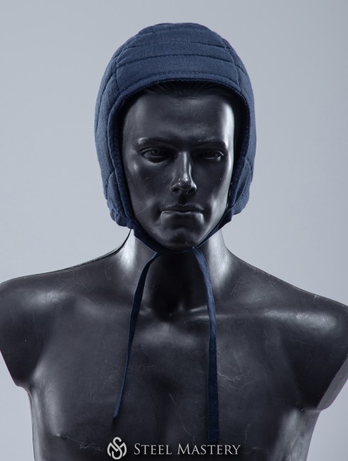 Padded cap for helmet  Fertige Polsterrüstungen