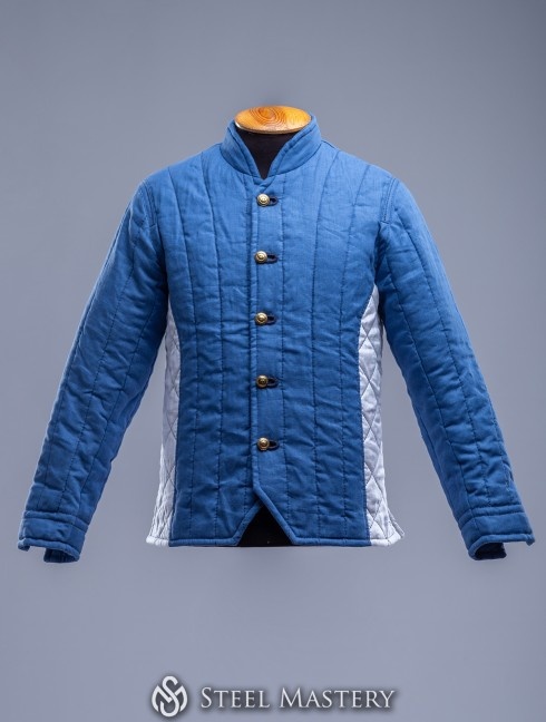 Light blue linen jacket M, L size  Armures gambisonnées prêtes-à-porter