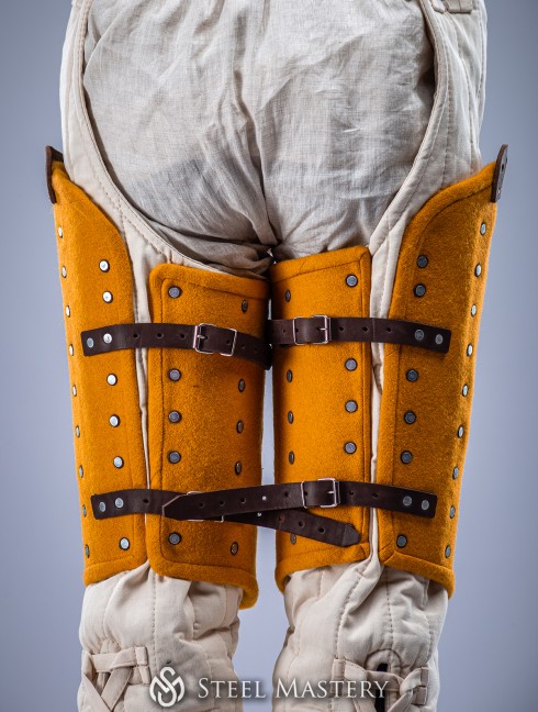 YELLOW WOOLEN THIGH PROTECTION M SIZE IN STOCK  Versandfertig