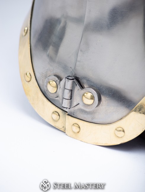 Titanium closed hinged greaves 1450-1485 years IN STOCK  Pronte per essere spedite