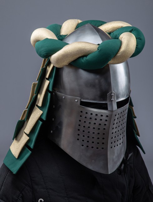 Medieval helmet wreath, Bourrelet decoration for helmet Kopfbedeckungen