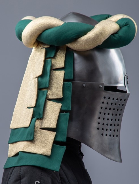 Medieval helmet wreath, Bourrelet decoration for helmet Kopfbedeckungen