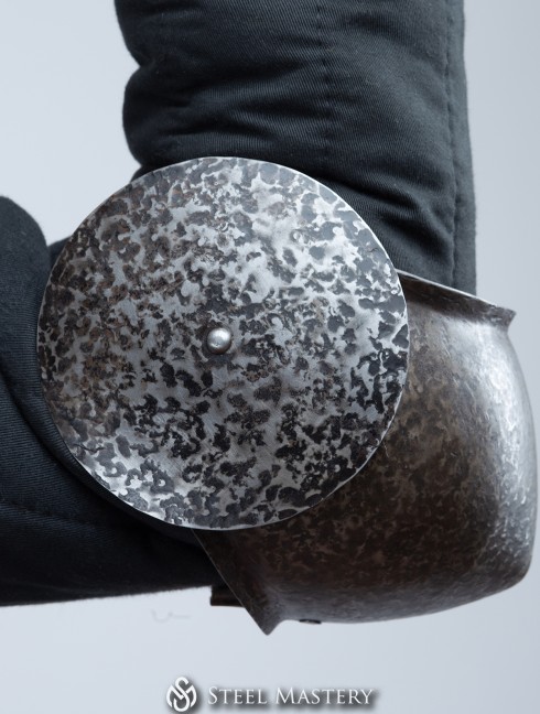 Plate pointed elbows Late 14th to Early 15th Century Plate armor