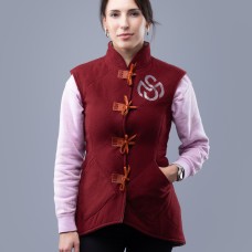 Sleeveless vest in medieval style  image-1