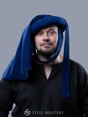 Mid-length chaperon of the XV century