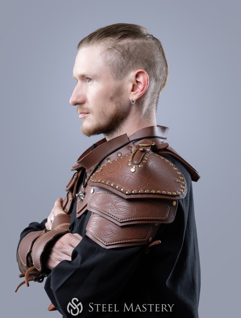 The Witcher: Cat School Leather Pauldrons Old categories