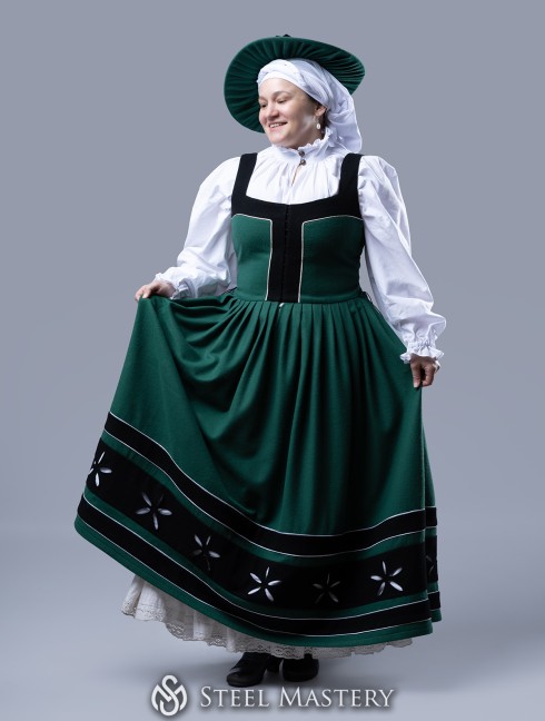 Green Women's Landsknecht costume,  Kampfrau dress - in stock