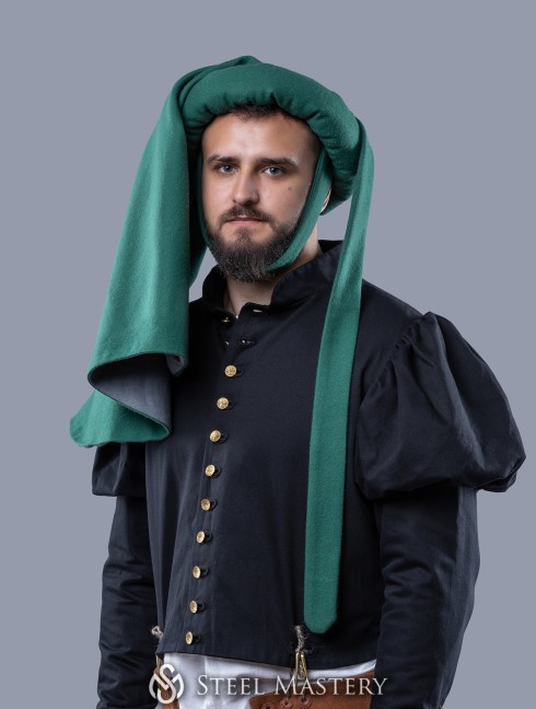 Green woolen chaperon XV century in stock