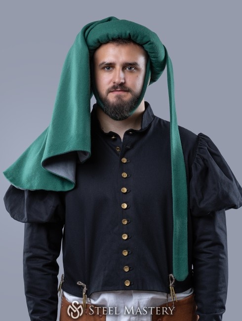 Green woolen chaperon XV century in stock