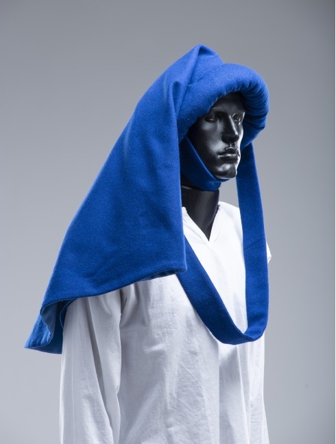 Royal blue woolen chaperon XV century in stock