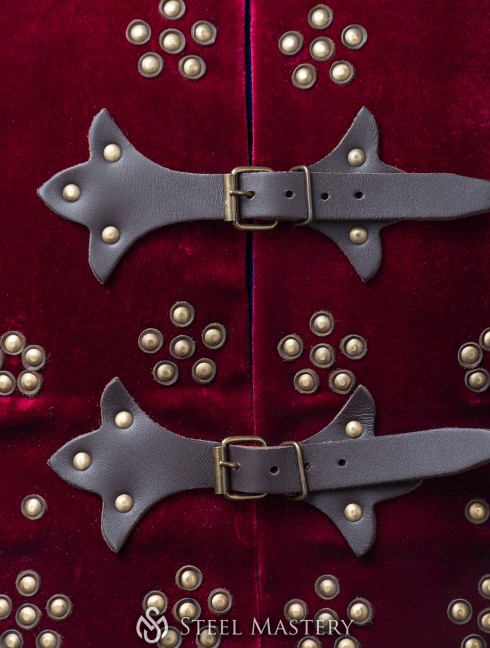 Wine red Caesar large-plated brigandine in stock