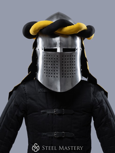 Torse médiéval torsadé avec manteau à queue Couvre-chefs