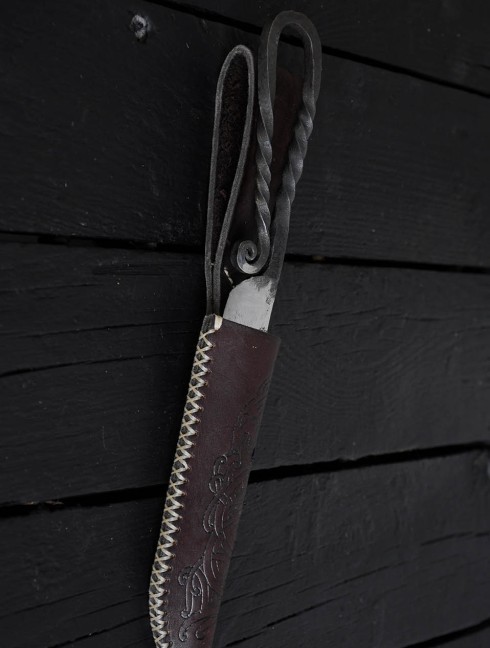 Leather knife sheats Sacs