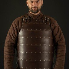 Be in style of the XIV century in leather brigandine!