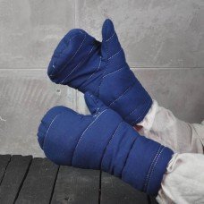 Make your fencing more comfortable in padded mittens!